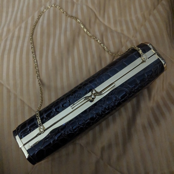 Sasha, Black snake-like skin clutch - Picture 7 of 7